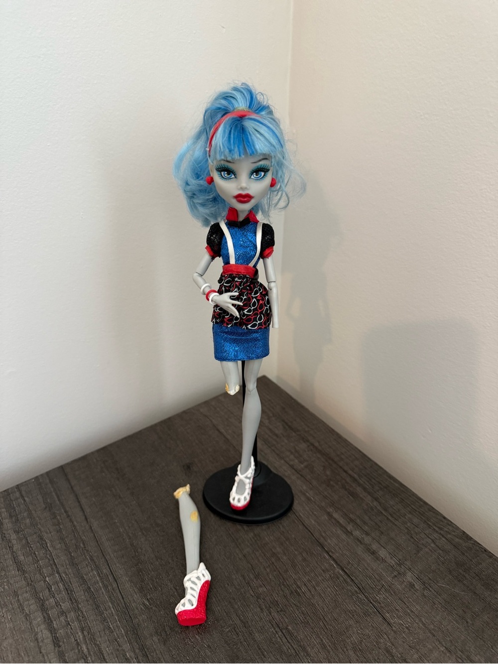 Monster High Ghoulia Yelps Ghouls' Night Out Doll 🧠✨